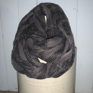 Michael Kors women’s scarf